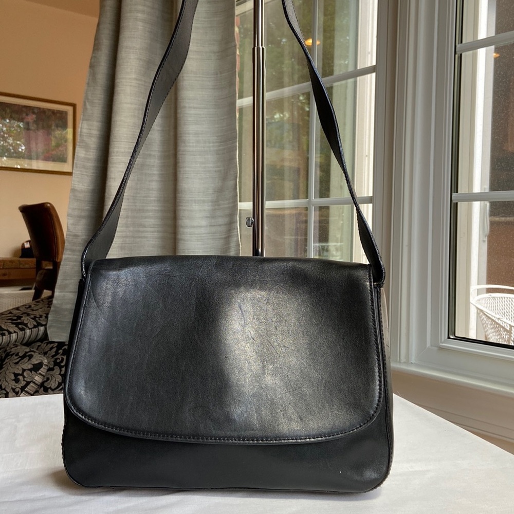 Perry Ellis Unisex Leather Satchel / Messenger Bag